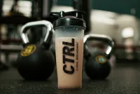Zo haal je meer uit je creatine met deze combinaties