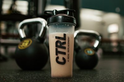 Zo haal je meer uit je creatine met deze combinaties